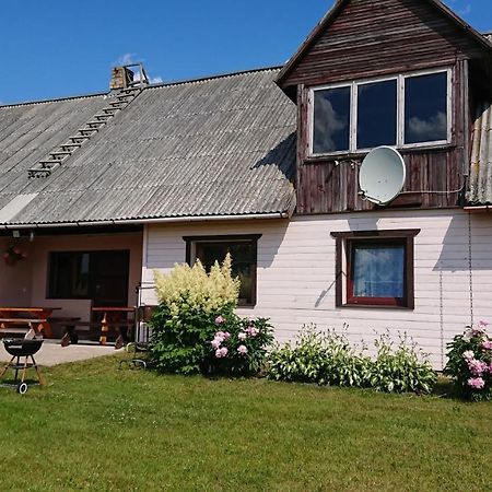 Dzivoklis Pirmie Zalmezi Apartment Jurkalne Luaran gambar